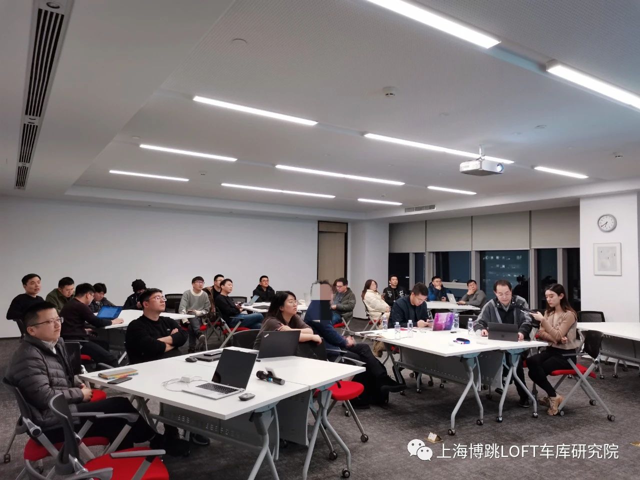 枣庄杭州LOFT车库专题会